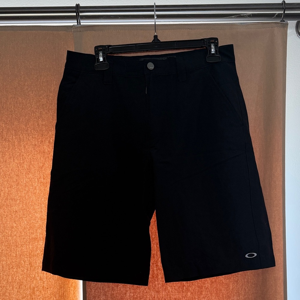 Oakley Men's Black Golf Shorts